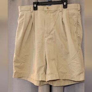 Jos. A. Bank Cream Flat Front Shorts